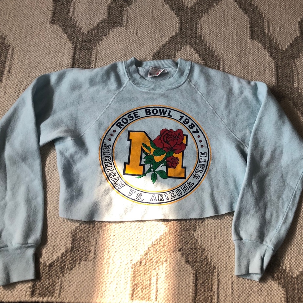 Vintage rose bowl cropped sweatshirt